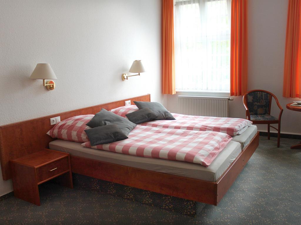 Parkhotel & Kurcafe Bad Sassendorf Oda fotoğraf